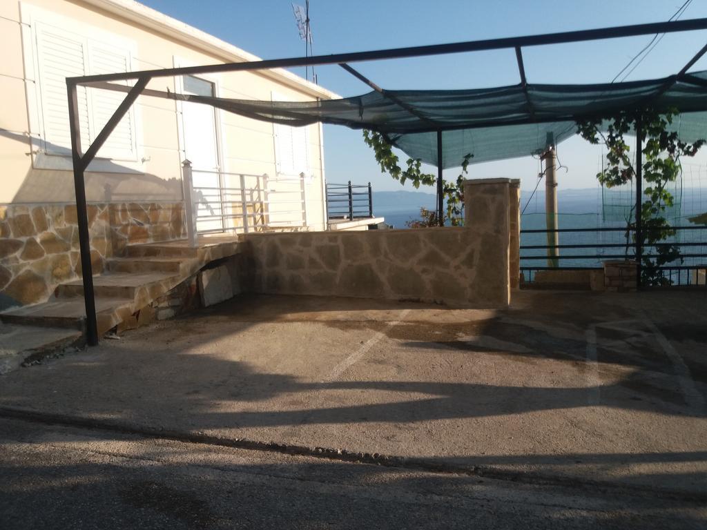 Qeparo Pano Rooms Exterior foto